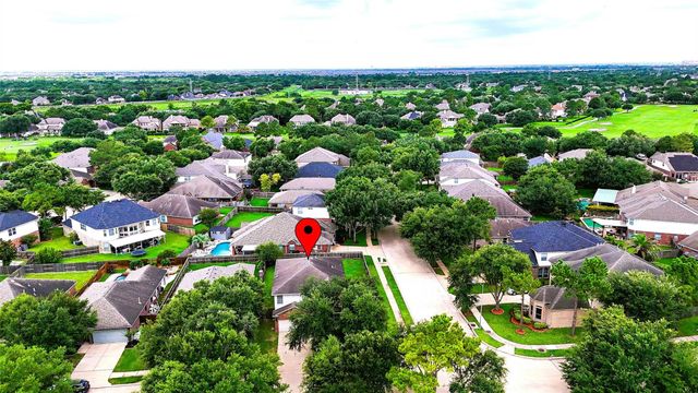 10427 Lyndon Meadows Drive, Houston, TX 77095