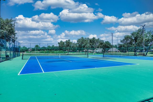 10427 Lyndon Meadows Drive, Houston, TX 77095