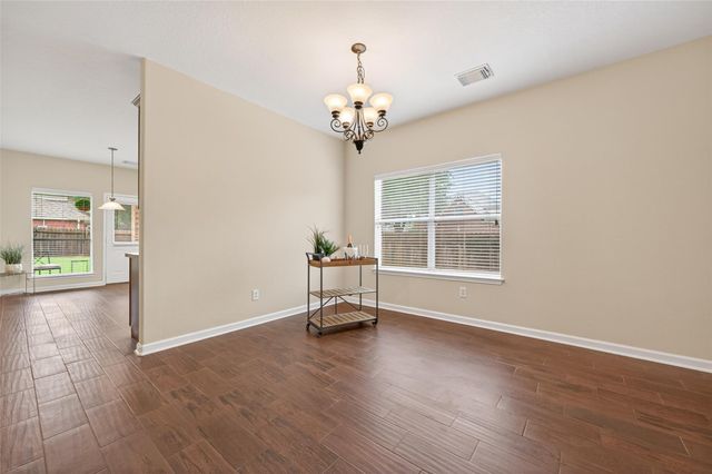 10427 Lyndon Meadows Drive, Houston, TX 77095