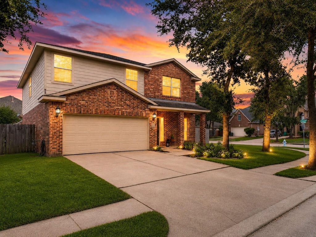 10427 Lyndon Meadows Drive, Houston, TX 77095