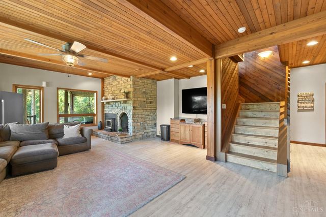 7788 White Road, Rising Sun, IN 47040