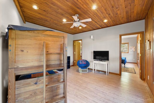 7788 White Road, Rising Sun, IN 47040