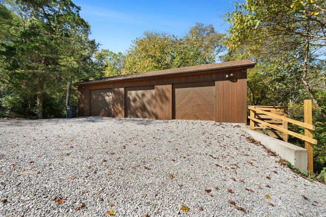 7788 White Road, Rising Sun, IN 47040