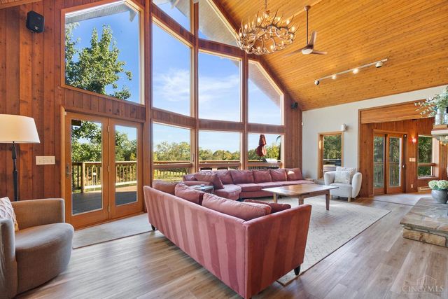 7788 White Road, Rising Sun, IN 47040