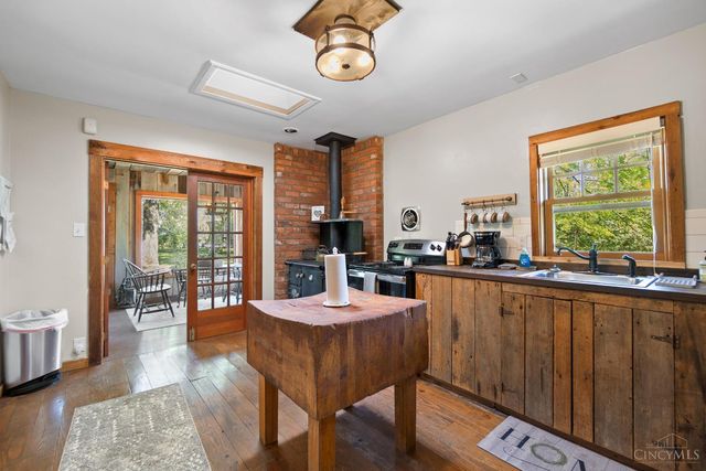 7788 White Road, Rising Sun, IN 47040