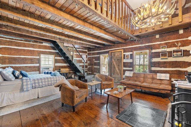 7788 White Road, Rising Sun, IN 47040