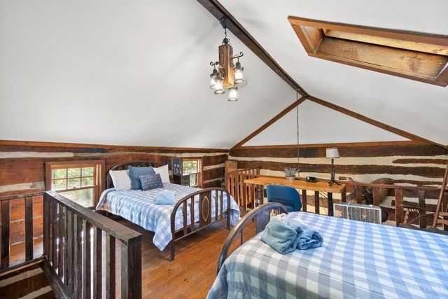 7788 White Road, Rising Sun, IN 47040