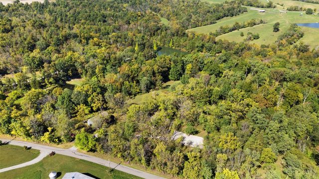 7788 White Road, Rising Sun, IN 47040