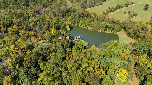 7788 White Road, Rising Sun, IN 47040