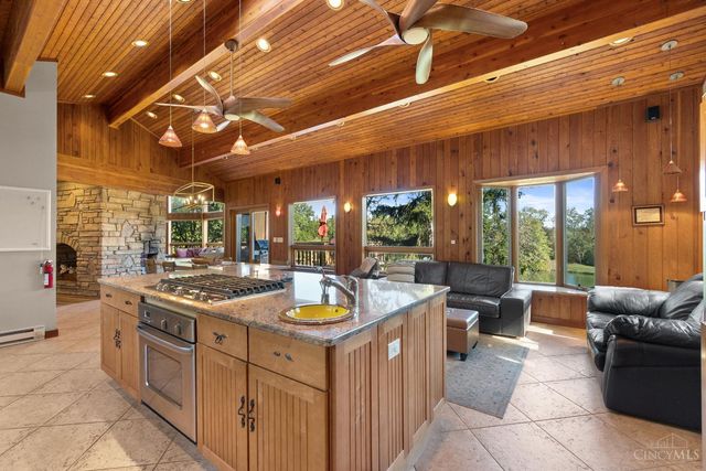 7788 White Road, Rising Sun, IN 47040