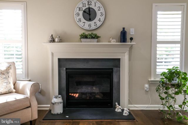 31 GARDEN PATH, Barnegat, NJ 08005