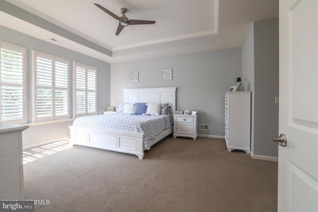 31 GARDEN PATH, Barnegat, NJ 08005