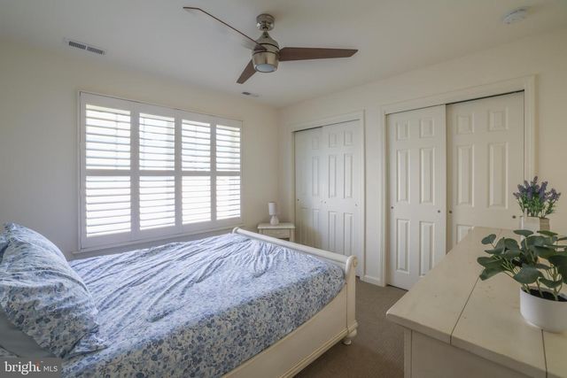 31 GARDEN PATH, Barnegat, NJ 08005