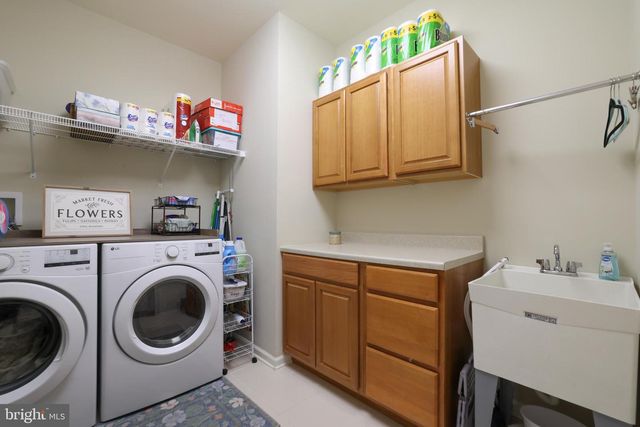 31 GARDEN PATH, Barnegat, NJ 08005