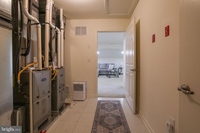 31 GARDEN PATH, Barnegat, NJ 08005