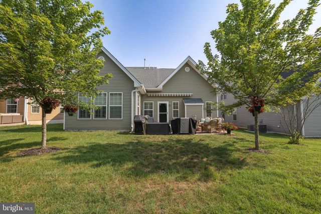 31 GARDEN PATH, Barnegat, NJ 08005