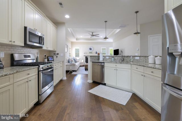 31 GARDEN PATH, Barnegat, NJ 08005