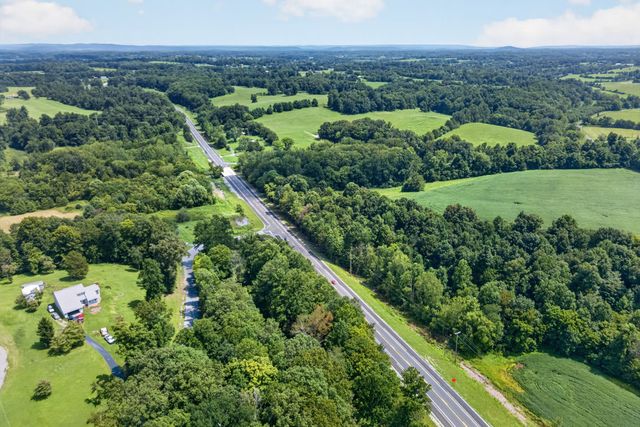 3510 Blackburn Hill Dr, Cookeville, TN 38501