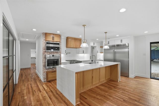 1000 N Morris Street, Mckinney, TX 75069