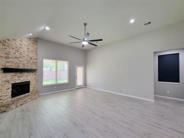 2982 Austin Breeze Ln Lane, League City, TX 77573