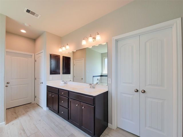 2982 Austin Breeze Ln Lane, League City, TX 77573