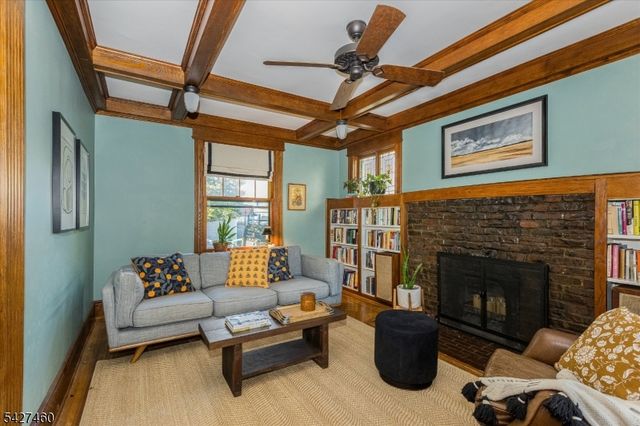 81 Evergreen Ave, Bloomfield Twp., NJ 07003