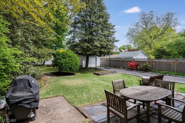 81 Evergreen Ave, Bloomfield Twp., NJ 07003