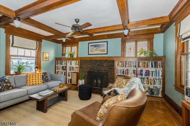 81 Evergreen Ave, Bloomfield Twp., NJ 07003