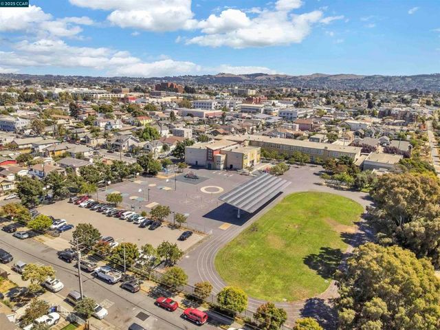 115 Ohio Ave, Richmond, CA 94804