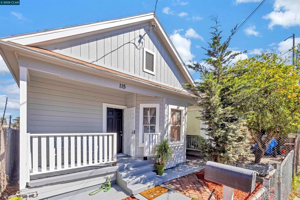 115 Ohio Ave, Richmond, CA 94804