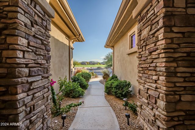 18126 W OCOTILLO Avenue, Goodyear, AZ 85338