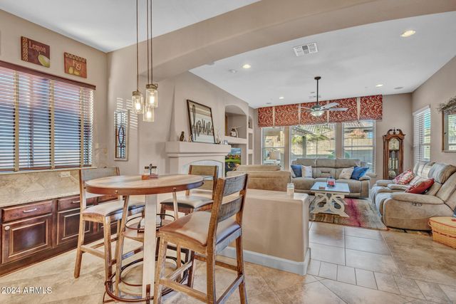 18126 W OCOTILLO Avenue, Goodyear, AZ 85338