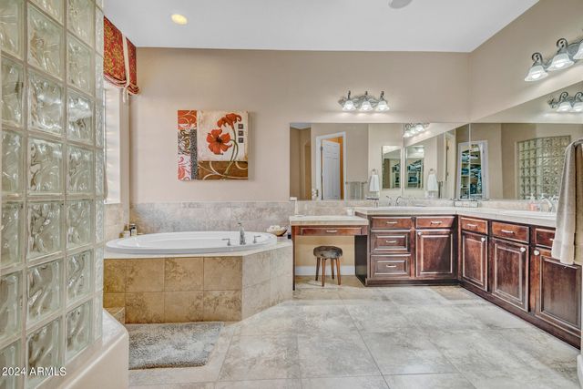 18126 W OCOTILLO Avenue, Goodyear, AZ 85338