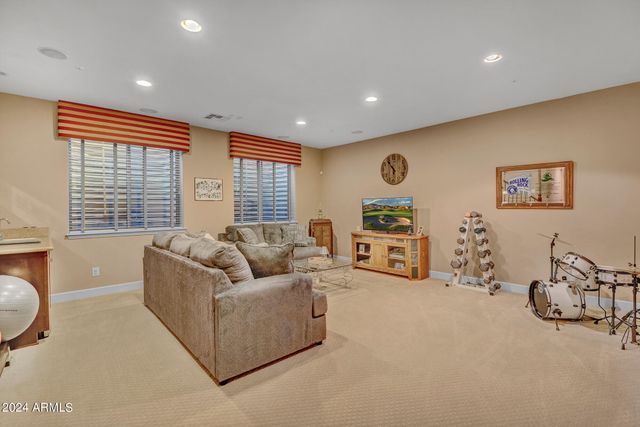 18126 W OCOTILLO Avenue, Goodyear, AZ 85338