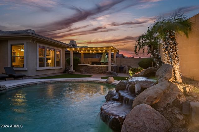 18126 W OCOTILLO Avenue, Goodyear, AZ 85338