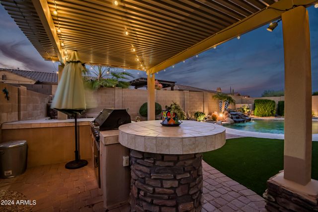 18126 W OCOTILLO Avenue, Goodyear, AZ 85338