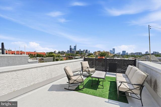 2719 CAMBRIDGE ST, Philadelphia, PA 19130