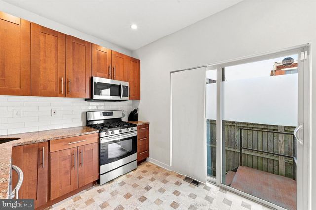 2719 CAMBRIDGE ST, Philadelphia, PA 19130