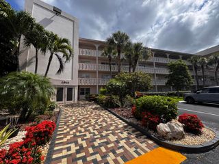 2003 Granada Drive J2, Coconut Creek, FL 33066