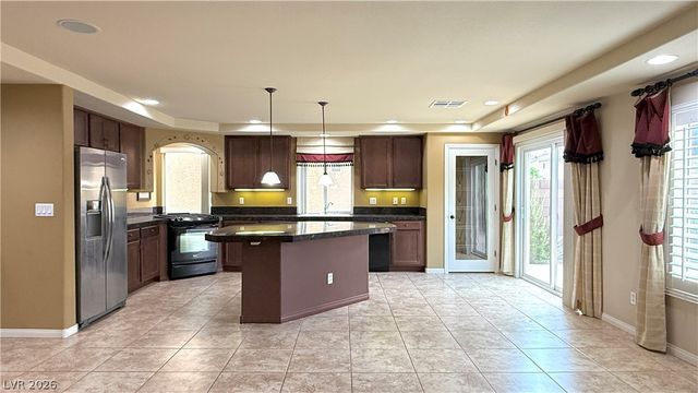 6825 Philharmonic Ave, Las Vegas, NV 89139