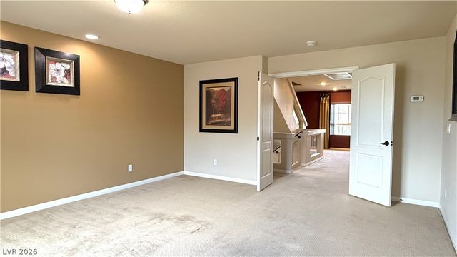 6825 Philharmonic Ave, Las Vegas, NV 89139