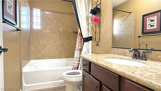 6825 Philharmonic Ave, Las Vegas, NV 89139