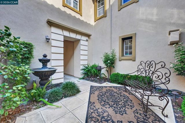 7730 Stoneleaf Rd, San Ramon, CA 94582