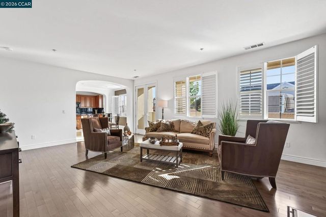 7730 Stoneleaf Rd, San Ramon, CA 94582