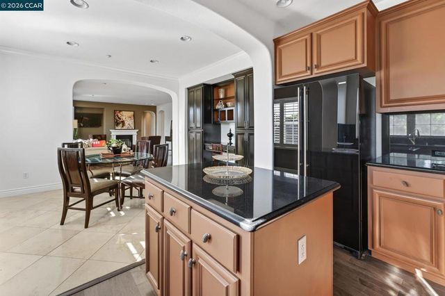 7730 Stoneleaf Rd, San Ramon, CA 94582