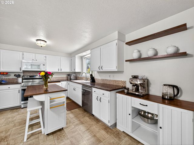 7517 Ne 154TH Ave, Vancouver, WA 98682