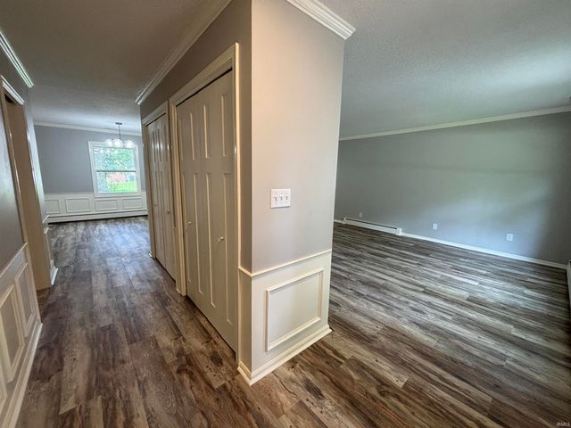 2227 Lakeland Lane, Fort Wayne, IN 46815