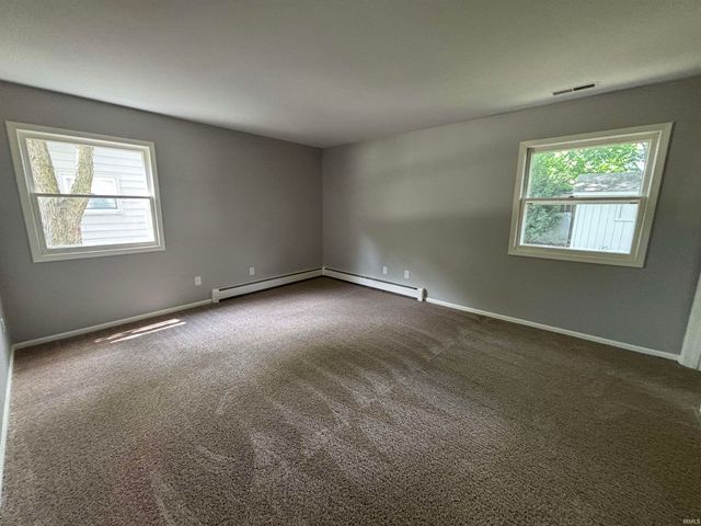 2227 Lakeland Lane, Fort Wayne, IN 46815