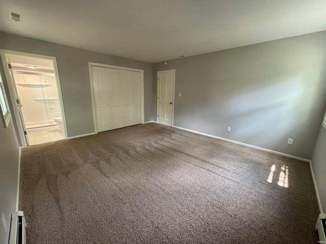 2227 Lakeland Lane, Fort Wayne, IN 46815