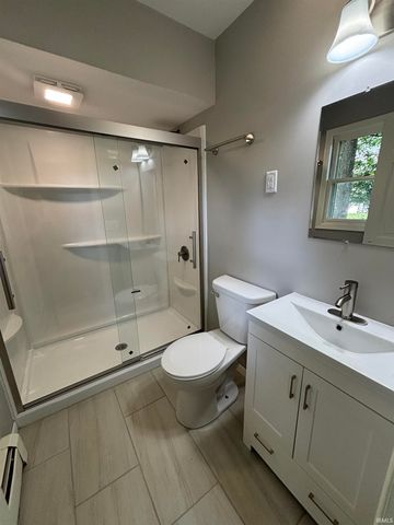 2227 Lakeland Lane, Fort Wayne, IN 46815